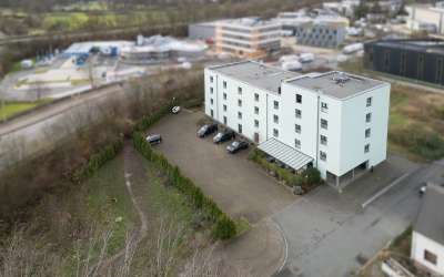 Modernes Hotel mit einer großzügigen Betreiberwohnung