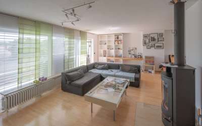 Sofort bezugsfrei - Moderne 4,5 Zimmer Penthousewohnung mit Dachterrasse