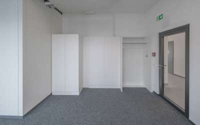 Helle Bürofläche in modernem Büroanwesen