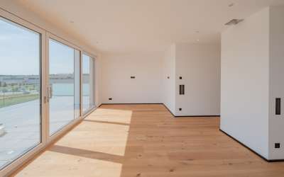 Neu eingerichtete 3,5 Zimmer Penthouse-Wohnung Dachterrasse