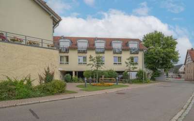 Schöne 2-Zimmer-Eigentumswohnung im betreuten Wohnen mit Balkon