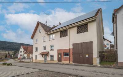 2024 neu renoviert - 1-2 Familienhaus mit viel Platz