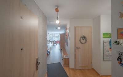 Moderne 4,5 Zimmer-Eigentumswohnung mit Balkon, Terrasse und Gartenanteil