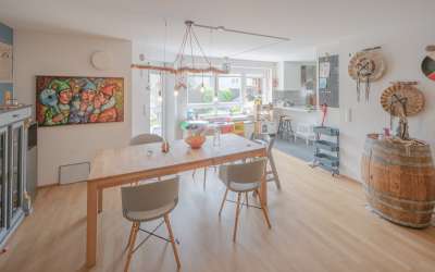 Moderne 4,5 Zimmer-Eigentumswohnung mit Balkon, Terrasse und Gartenanteil